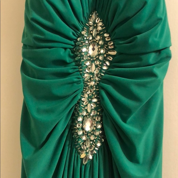 Long Formal - Picture 3 of 7